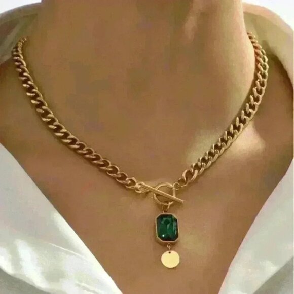 Emerald Charm 18k Gold Filled Chain Necklace 16 inches - Picture 1 of 2